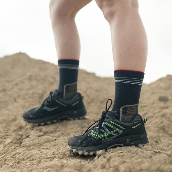 SILVER WOOL HIKING SOCKS | GREY RED