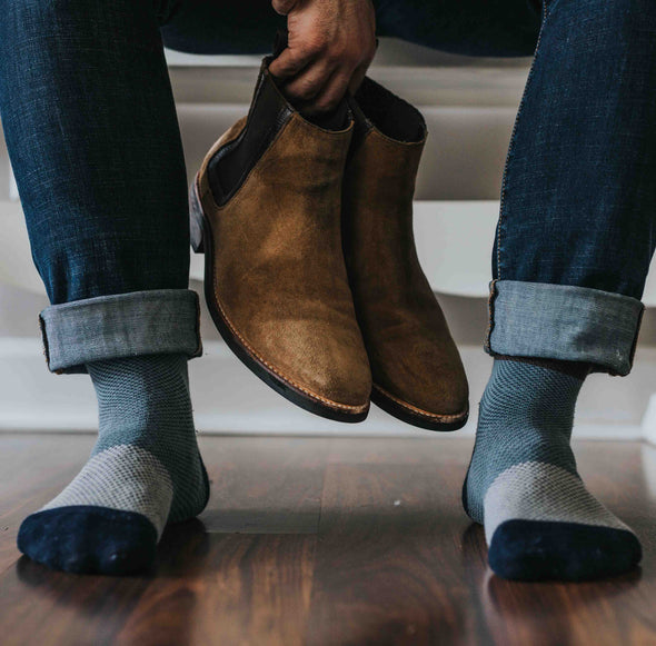 SILVER CREW SOCKS | PIQUE