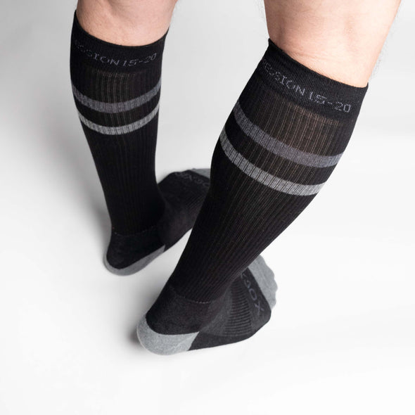 SILVER COMPRESSION KNEE-HIGH SOCKS | BLACK