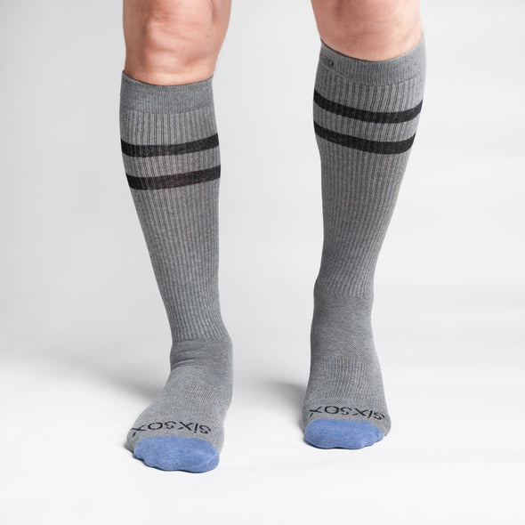 SILVER COMPRESSION KNEE-HIGH SOCKS | GREY