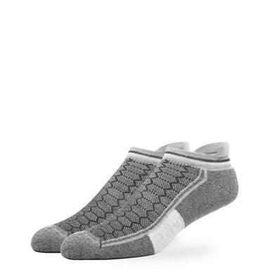 SILVER ANKLE SOCKS | GREY