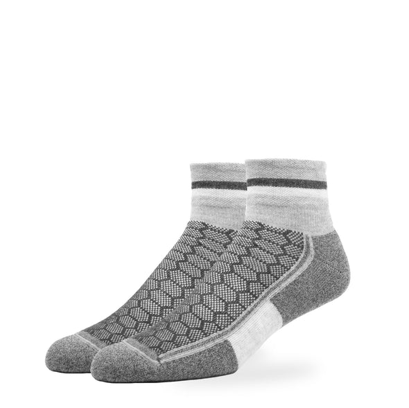 SILVER QUARTER SOCKS | GREY